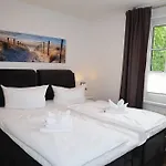 Bakenberg App 19 *