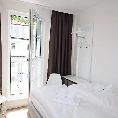 Bakenberg App 19 ビンツ