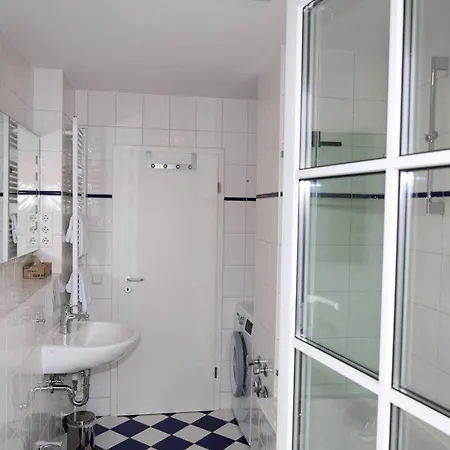 Bakenberg App 19 ヴィラ ビンツ